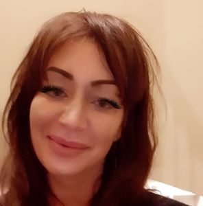 Meet your Posher, Cori